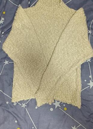 Женский свитер теплый