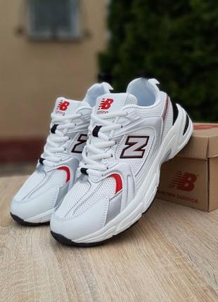 Жіночі якісні та стильні кросівки для  дівчат new balance 530 білі з червоним