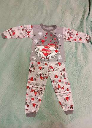 Продам детскую новогоднюю пижаму