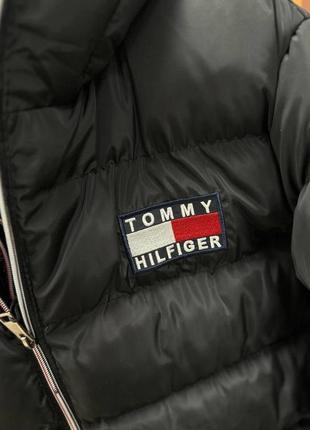 Куртка зимняя в стиле Tommy hilfiger5 фото