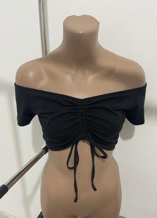 Топ с открытыми плечами