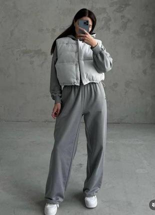 Жіноча стильна коротка жилетка  s-m; l-xl плащівка эммі, наповнювач силікон 200