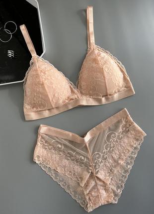 Мереживний комплект білизни