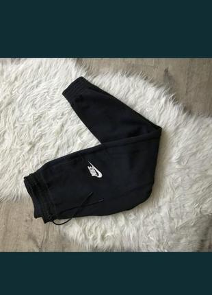 Жіночі штани nike original