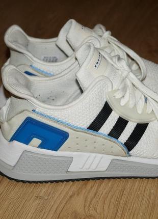 Кроссовки adidas. размер 42