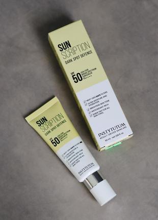 Сонцезахисний крем instytutum sunscription dark spot defence spf50