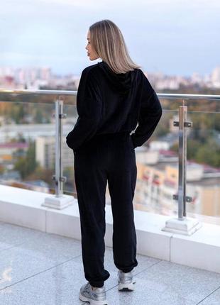 Велюровый костюм с капюшоном кофта и штаны3 фото