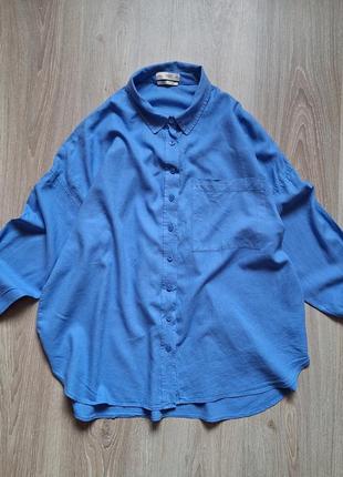 Блакитна льняна сорочка