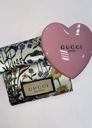 Люстерко gucci flora gorgeous orchid