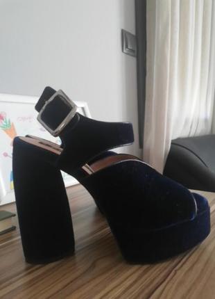 Босоножки zara trafaluk