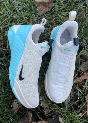 Кроссовки nike оригинал 37,5 38