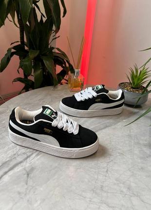 Женские замшевые кроссовки Puma packs nostalgia with its white пума хл дутые кеды черные