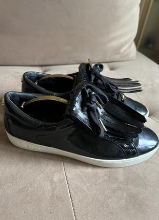 Женские кеды michael kors размер 40-41 26 см оригинал состояние отличное кожа без царапин и трещин