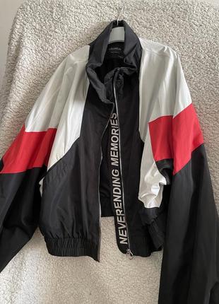 Женский бомбер