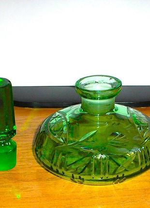 Хрустальный флакон духов