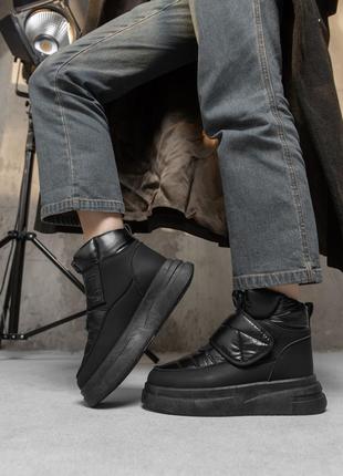Женские ботинки black