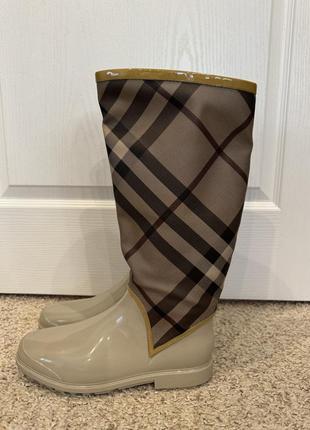 Чоботи burberry