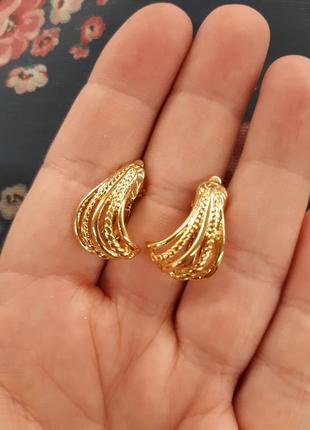 Кліпси "мушлі ", застібка як у trifari, американський вінтаж