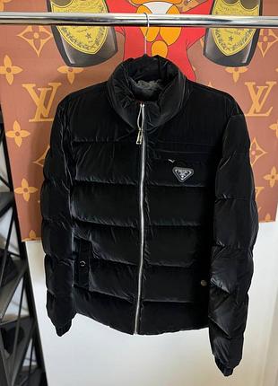 Женская куртка prada
