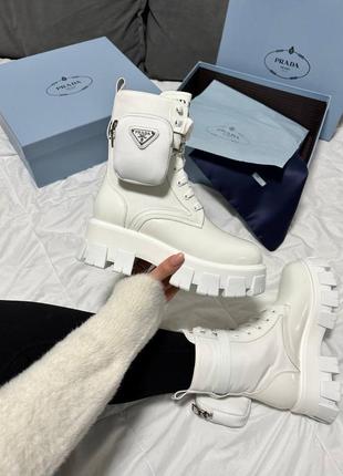 Кожаные белые ботинки сапоги прада prada