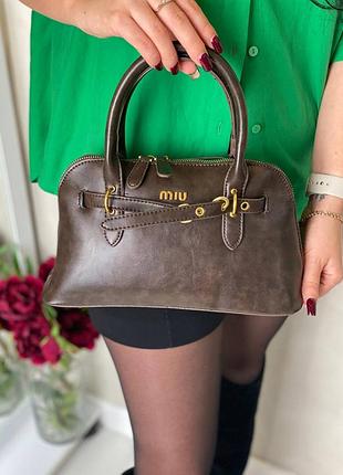 Сумка женская с логотипом бренда miumiu