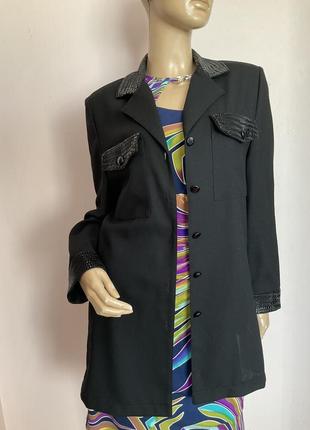 Фірмовий вовняний подовжений легкий жакет/ l/ brend peter hahn