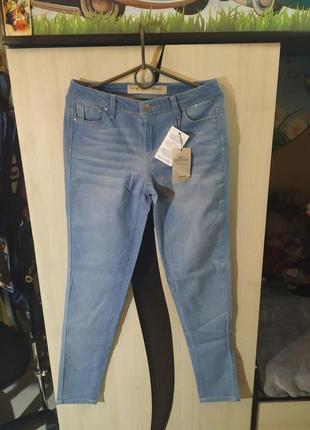 Жіночі літні, світлі джинси denim go (з дефектом, порваний замок), розмір 38, м