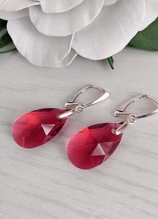 Серьги с красным кристаллом swarovski
