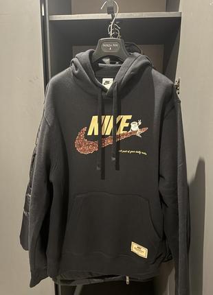 Оригінальна худі від бренду nike