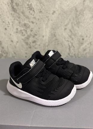 Nike кроссовки детские 21 размер