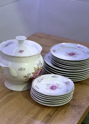Продам посуду с супникой