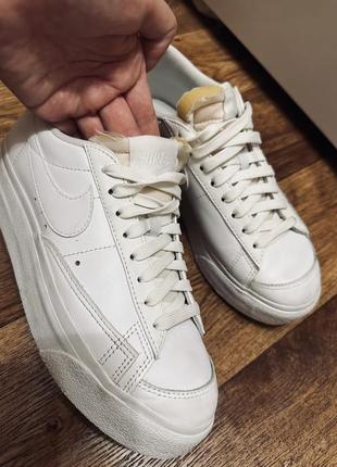 Nike dj0292-100