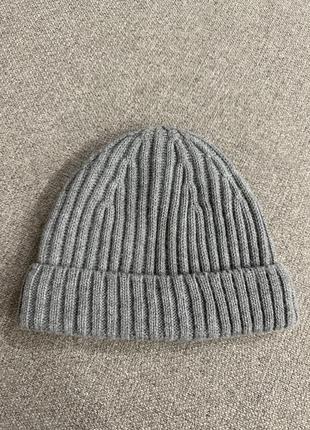 Шапка в рубчик zara