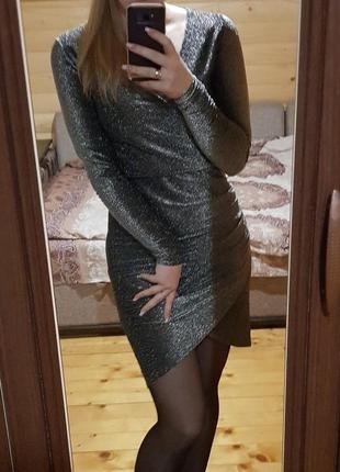 Платье