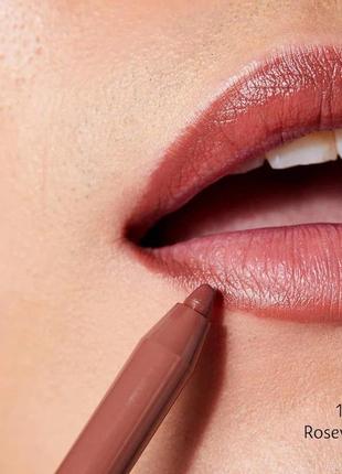 Sephora favorites precious poouts lip set набор из 9 продуктов для губ (помады,...