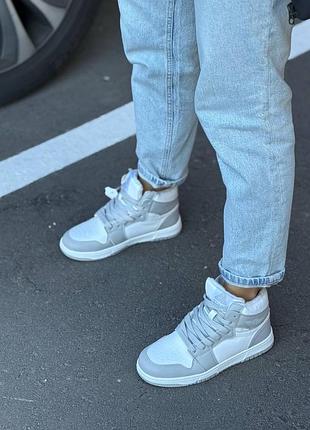 Кроссовки женские зимние