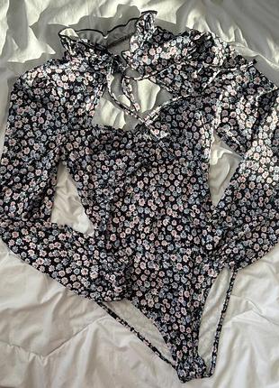 Боди в цветы shein