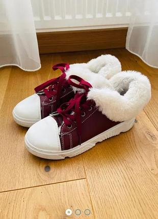 Теплые женские зимние кеды