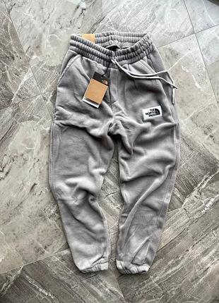 Тёплые штаны the north face светло-серые🔥
