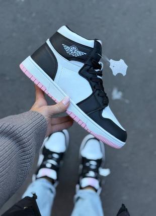 Кроссовки женские зимние