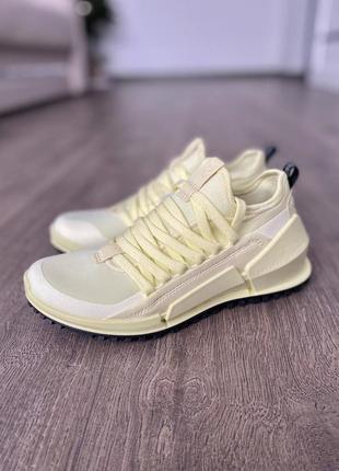 Кросівки оригінал quattro ecco biom 2.0 800623 рр.35