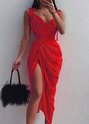 Распродажа платье prettylittlething миди с драпировкой