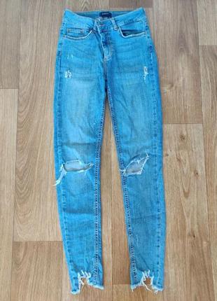 Жіночі блакитні джинси pieces