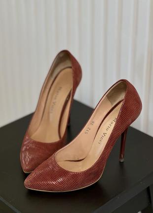 Класичні човники 👠