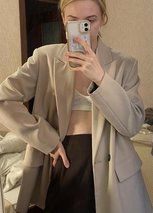 Бежевый блейзер zara🤍