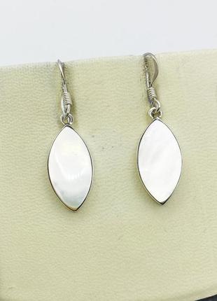Сережки серебряные с перламутром 3,3 г