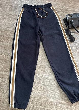 Штани жіночі