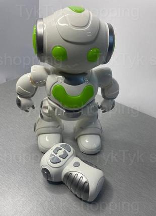 Радиоуправляемый игрушечный робот robot 8 детская игрушка на дистанционном управлении с подсветкой и музыкой