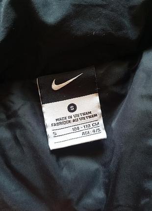 Куртка nike на 104-110 2