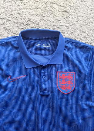 Футболка поло nike сборная англии, size tg xxl(взрослый м/l), плечи 44 подмышки 57 длина 72